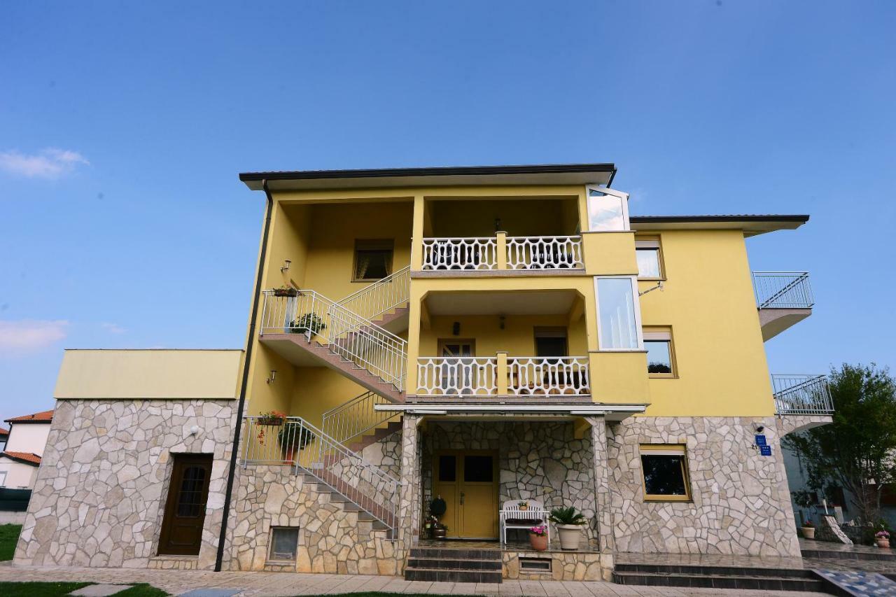 Ferienhaus Tomic Nedeščina Εξωτερικό φωτογραφία