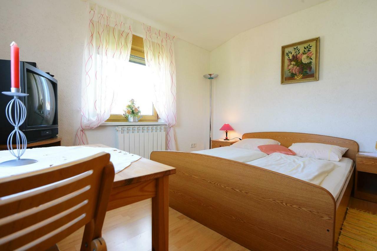 Ferienhaus Tomic Nedeščina Εξωτερικό φωτογραφία