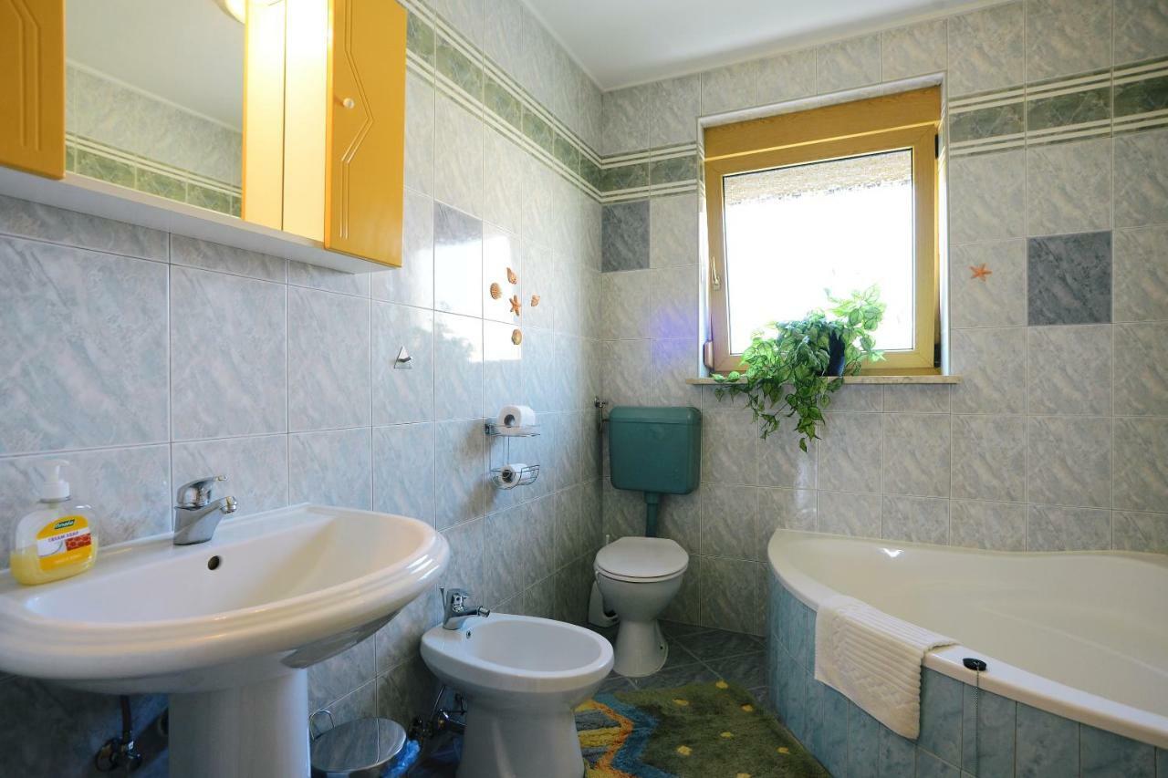 Ferienhaus Tomic Nedeščina Εξωτερικό φωτογραφία
